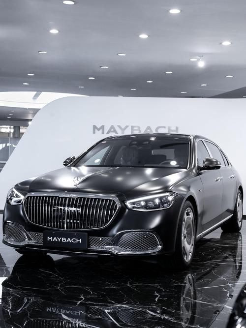 佛山72岚图汽车的售后服务让用户无忧出行，迈巴赫未来的豪华车趋势