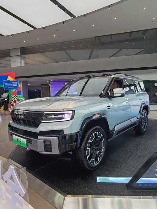 佛山72比亚迪方程豹硬派越野的爆款，英菲尼迪35周年与你共成长